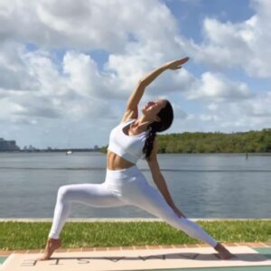 FOCUS/ FLOR FAIATT: Desde Miami @myyogaflower se suma al espacio Wellness y nos propone incorporar pequeños grandes hábitos para estar mejor